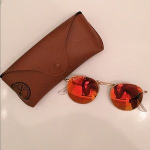 Ray Bans - round metal classic